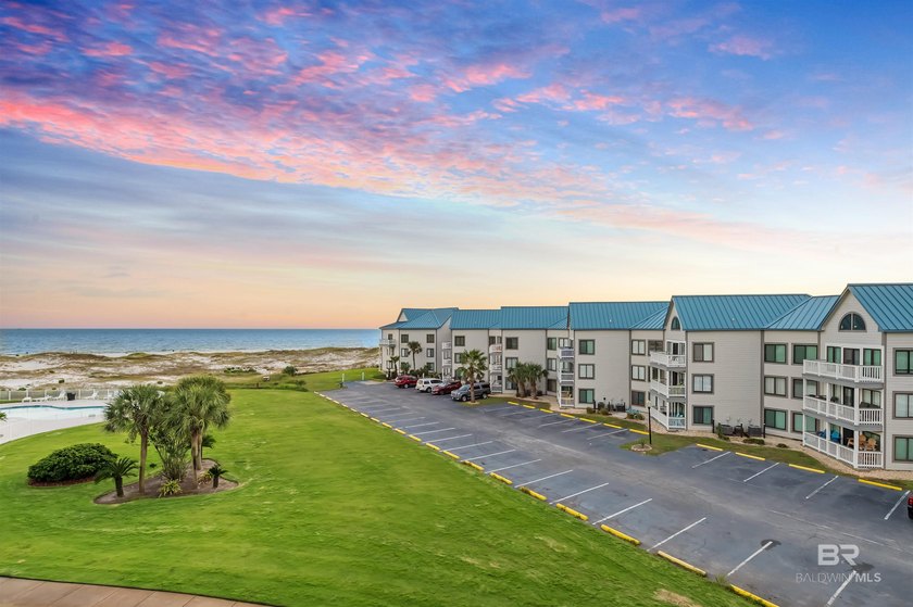 Discover easy coastal living in this beautifully maintained 2 - Beach Condo for sale in Gulf Shores, Alabama on Beachhouse.com