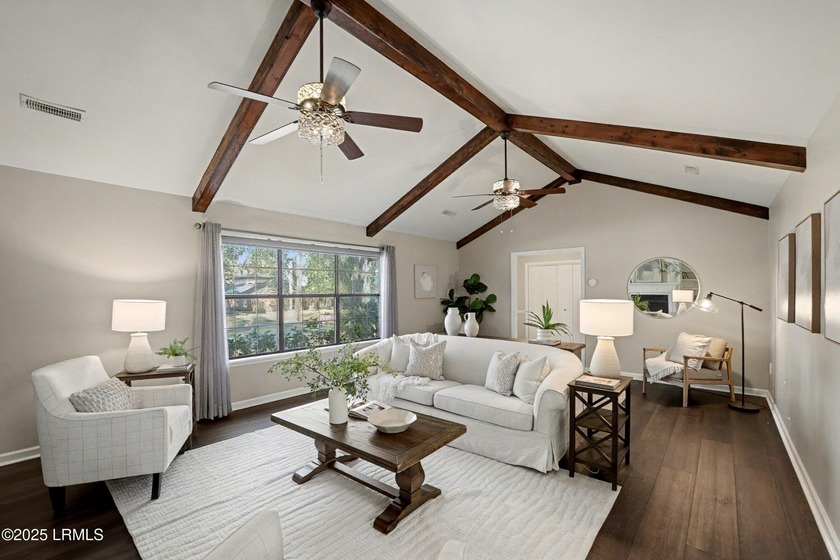 Charming Lowcountry home in a quiet Beaufort location! This - Beach Home for sale in Beaufort, South Carolina on Beachhouse.com