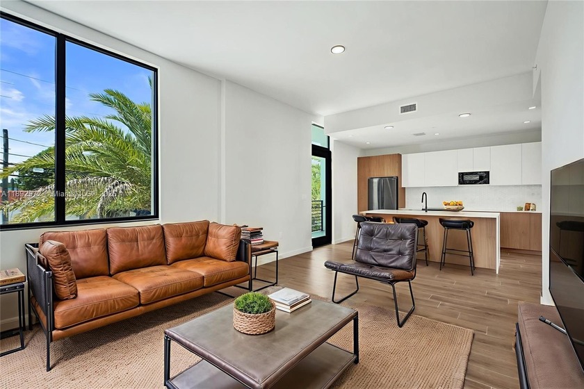 LAST CHANCE. Developer close-out at The Bennet! For the astute - Beach Townhome/Townhouse for sale in Miami, Florida on Beachhouse.com