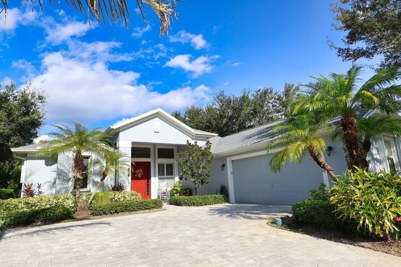 Meticulously maintained, this Collier Club residence exudes - Beach Home for sale in Sebastian, Florida on Beachhouse.com