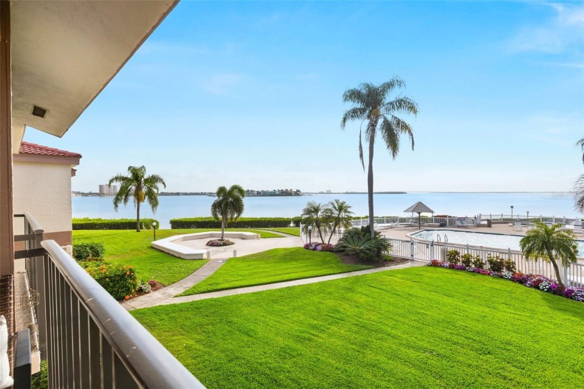 Welcome to the quiet and gorgeous community of Palma Del Mar! - Beach Condo for sale in St. Petersburg, Florida on Beachhouse.com