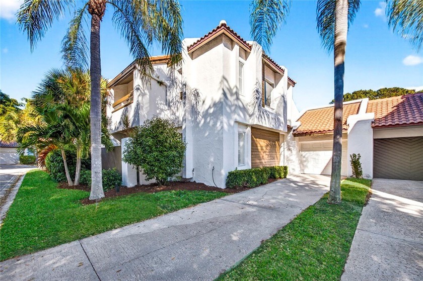 Discover your perfect beach retreat. Beautifully updated 2BR/2 - Beach Condo for sale in Vero Beach, Florida on Beachhouse.com