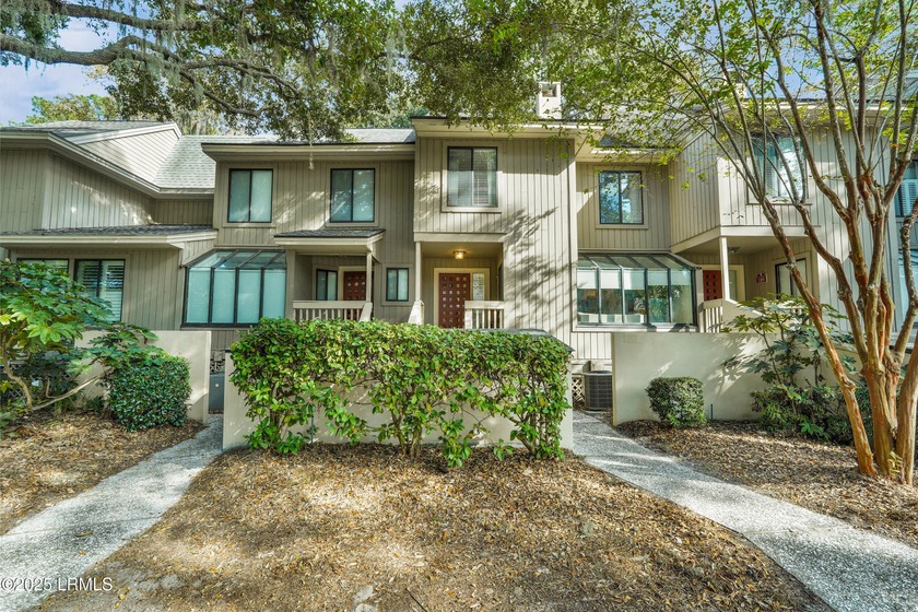Close to the beach and ready for you! Located in Shipyard's - Beach Condo for sale in Hilton Head Island, South Carolina on Beachhouse.com