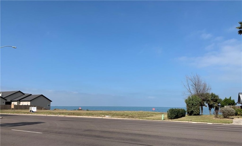 At just under 1 acre this property is located on the most - Beach Lot for sale in Corpus Christi, Texas on Beachhouse.com