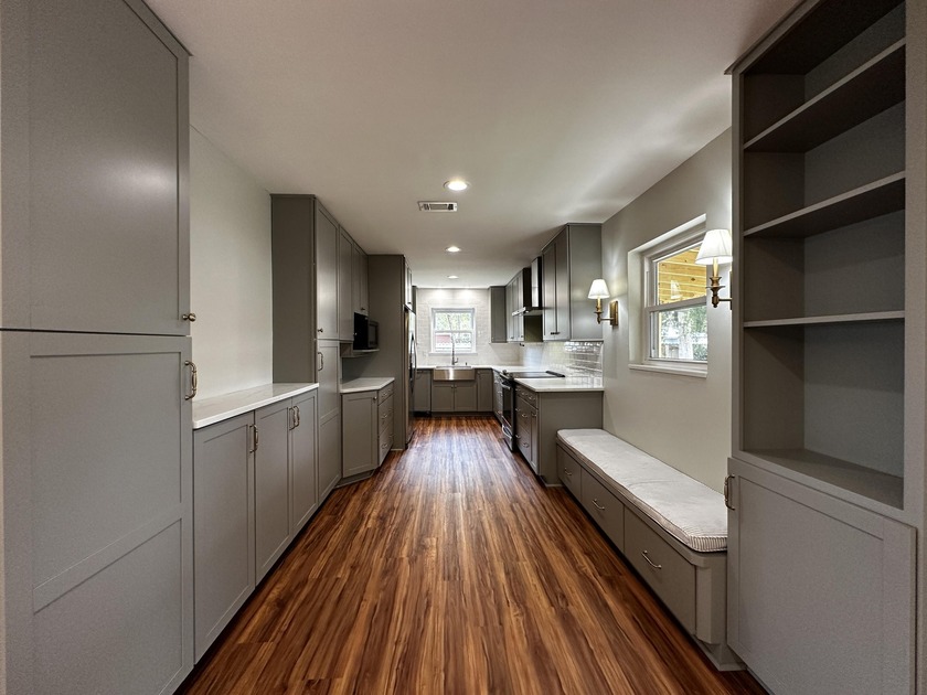 VA Assumable at 2.375%! The home welcomes you into a spacious - Beach Home for sale in Fort Walton Beach, Florida on Beachhouse.com