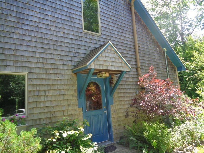 Price Improvement. Enjoy rural living on 5 acres of rolling - Beach Home for sale in Ellsworth, Maine on Beachhouse.com
