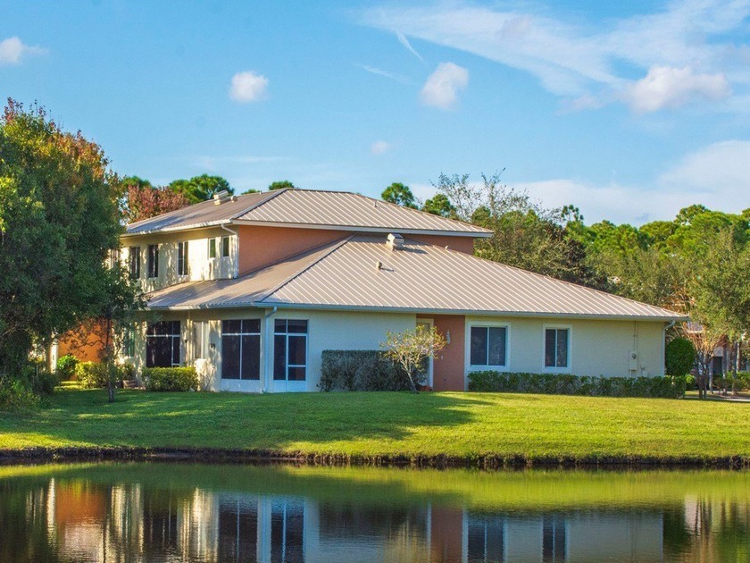 THIS IS A SHORT SALE opportunity! BRING AN OFFER! New metal roof - Beach Townhome/Townhouse for sale in Vero Beach, Florida on Beachhouse.com