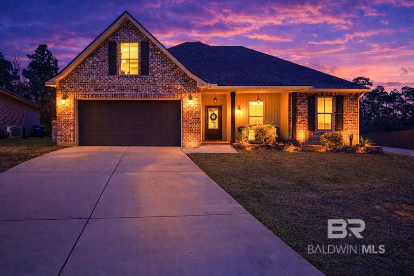 Gold Fortified living on a private cul-de-sac just 15 minutes - Beach Home for sale in Foley, Alabama on Beachhouse.com