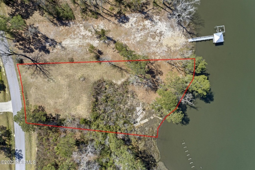 Come take look at this spectacular waterfront lot nestled in the - Beach Lot for sale in Sneads Ferry, North Carolina on Beachhouse.com