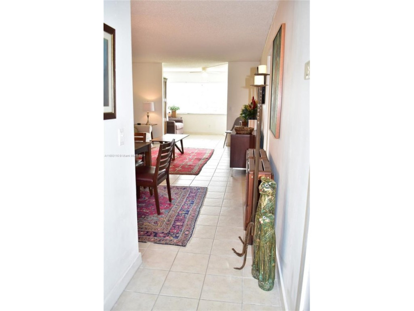 Spacious condo is BIGGER than a 2/2!  This unit features a large - Beach Condo for sale in Sunrise, Florida on Beachhouse.com