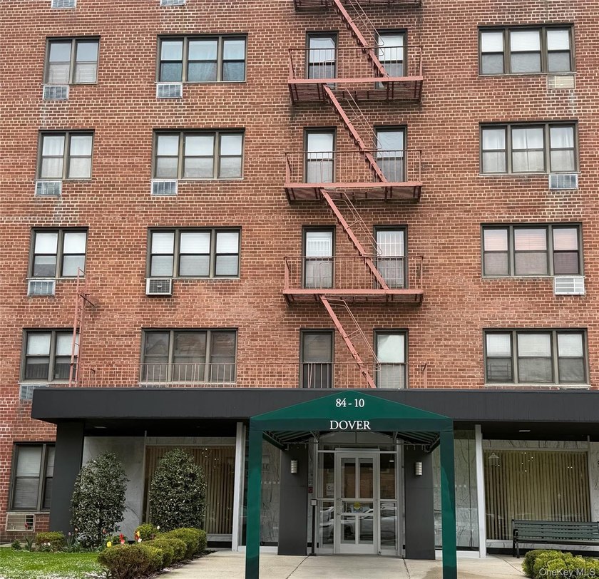 Why rent when you can own your own co-op in the Lindenwood - Beach Lot for sale in Howard Beach, New York on Beachhouse.com