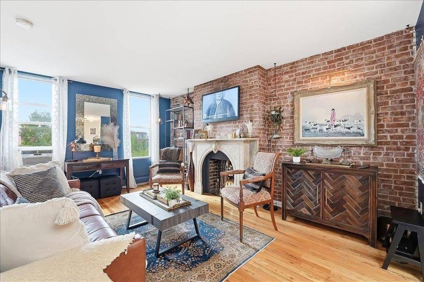 Bright and airy top-floor 3BD/1BA home ideally situated on - Beach Condo for sale in Hoboken, New Jersey on Beachhouse.com