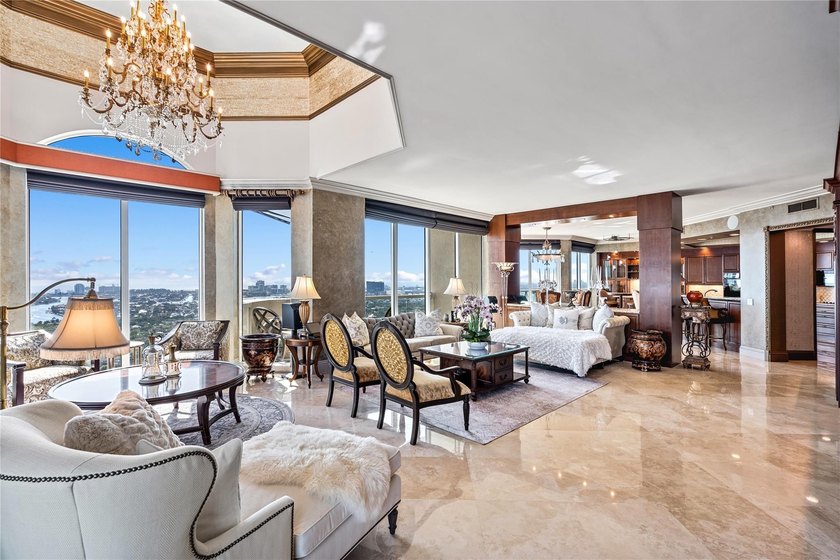 Elegantly Re-Imagined Corner Penthouse, offered fully furnished - Beach Condo for sale in Fort Lauderdale, Florida on Beachhouse.com