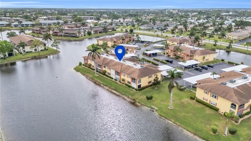 FIRST FLOOR, END UNIT CONDO! Located in The Fountains, a - Beach Home for sale in Naples, Florida on Beachhouse.com