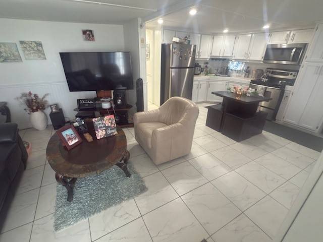 Discover this manufactured home located at 39 W Lake Drive - Beach Home for sale in Hallandale Beach, Florida on Beachhouse.com