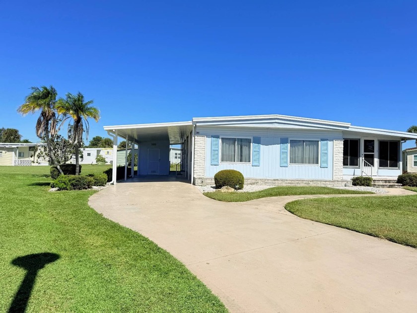 Amazing  Opportunity in Kings Gate Club    Discover this - Beach Home for sale in Nokomis, Florida on Beachhouse.com