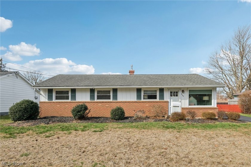 Welcome to Mentor, Ohio living at its finest! This - Beach Home for sale in Mentor, Ohio on Beachhouse.com