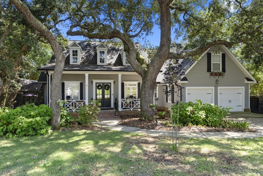 Currently Under Contract Seller Will Consider Backup Offer- - Beach Home for sale in Pensacola, Florida on Beachhouse.com