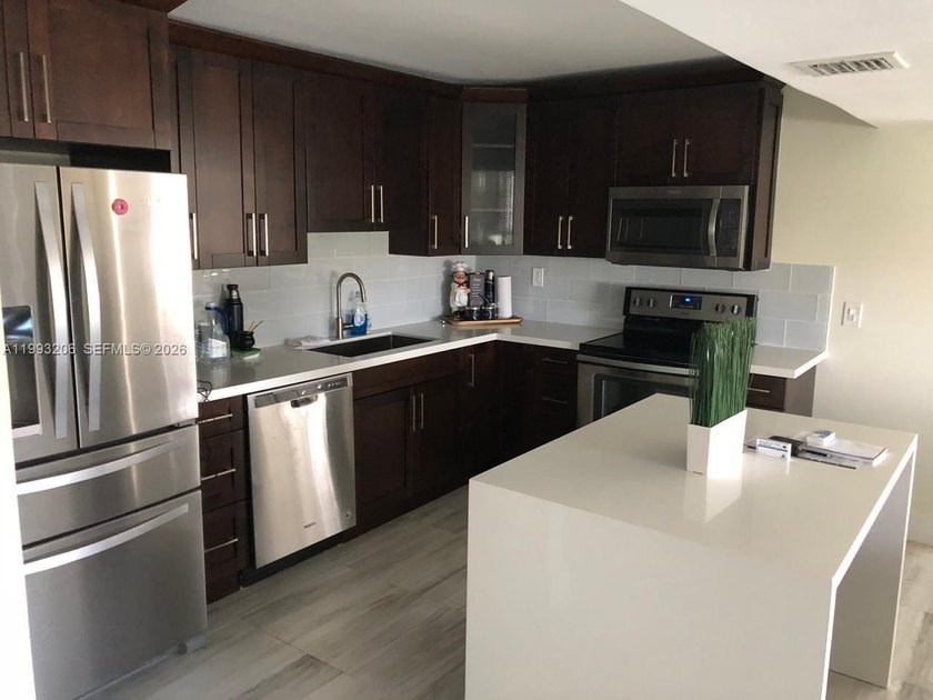 AWESOME LOCATON AT THE VERY HEART OF *LITTLE BUENOS AIRES* IN - Beach Condo for sale in Miami Beach, Florida on Beachhouse.com