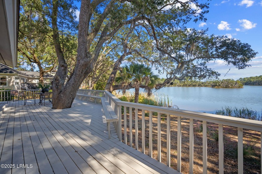 This lakefront home in Pleasant Point offers beautiful - Beach Home for sale in Beaufort, South Carolina on Beachhouse.com