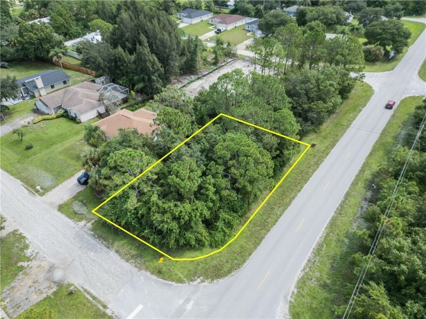 Don't miss out on this opportunity to own a desirable corner lot - Beach Lot for sale in Vero Beach, Florida on Beachhouse.com