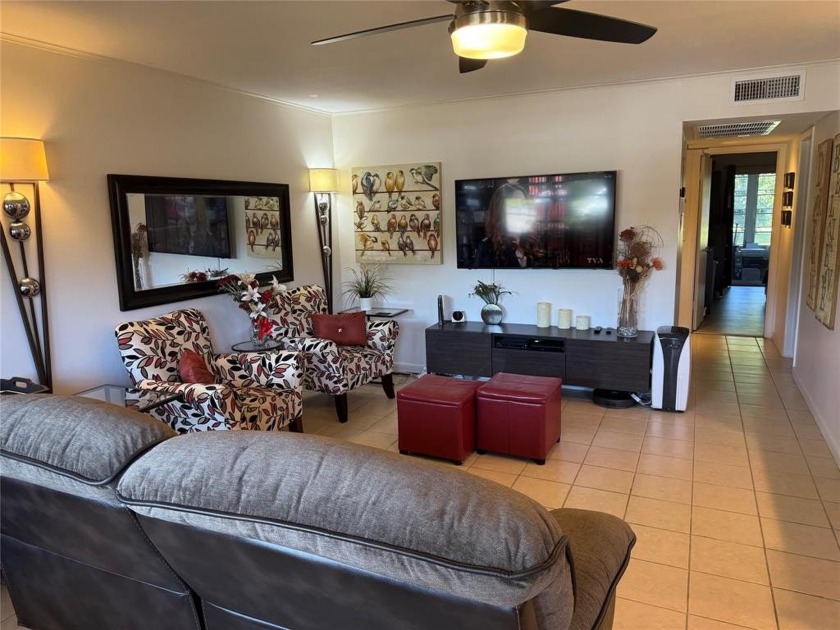 FANTASTIC REMODELED 2 BEDROOMS GROUND FLOOR, Stainless steel - Beach Condo for sale in Deerfield Beach, Florida on Beachhouse.com