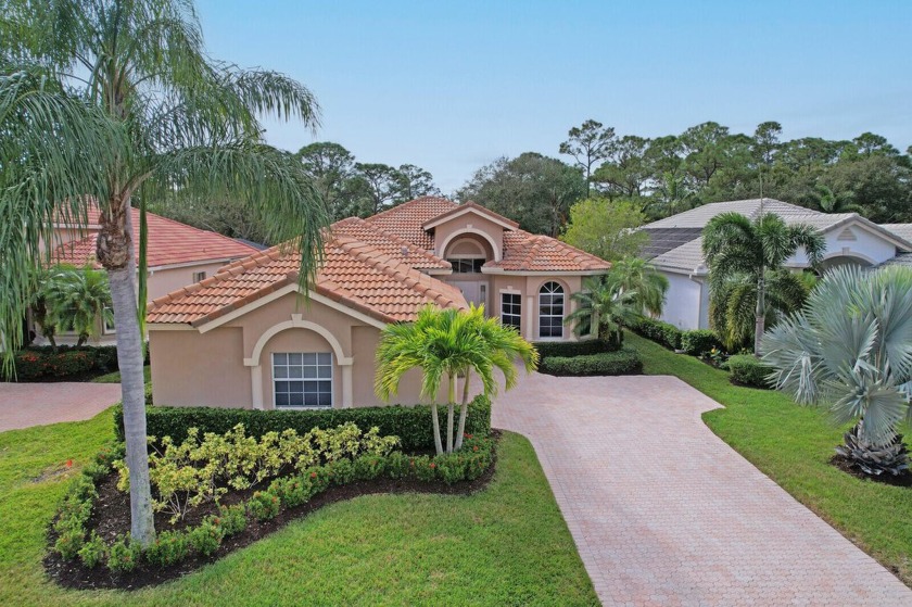 POOL HOME IN PGA VILLAGE! FRESHLY PAINTED INTERIOR, NEW CARPET & - Beach Home for sale in Port Saint Lucie, Florida on Beachhouse.com