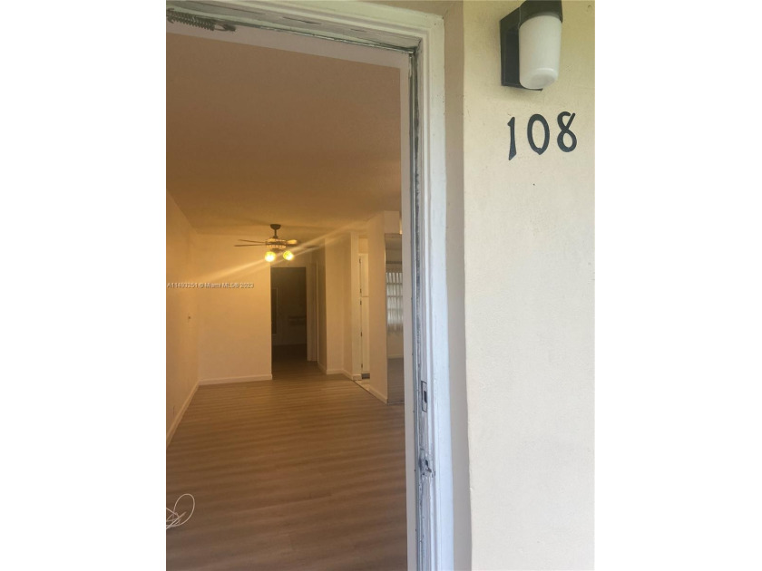 Nice and cozy 1/1 unit in a CO-OP complex with a HOPA verified.
 - Beach Other for sale in Hallandale Beach, Florida on Beachhouse.com