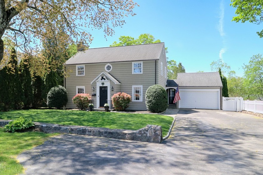 Meticulously renovated center hall colonial in beloved - Beach Home for sale in Fairfield, Connecticut on Beachhouse.com