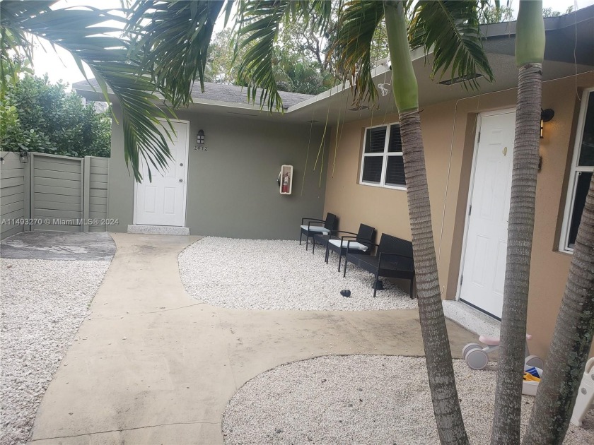 Back on market! NOW is your time to seize your opportunity to - Beach Townhome/Townhouse for sale in North Miami Beach, Florida on Beachhouse.com