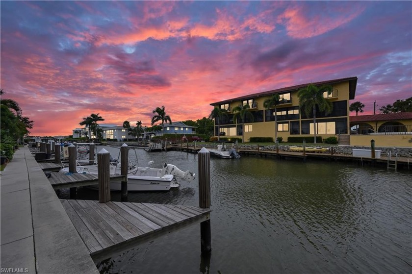 Introducing a stunningly renovated transitional condo nestled on - Beach Condo for sale in Naples, Florida on Beachhouse.com