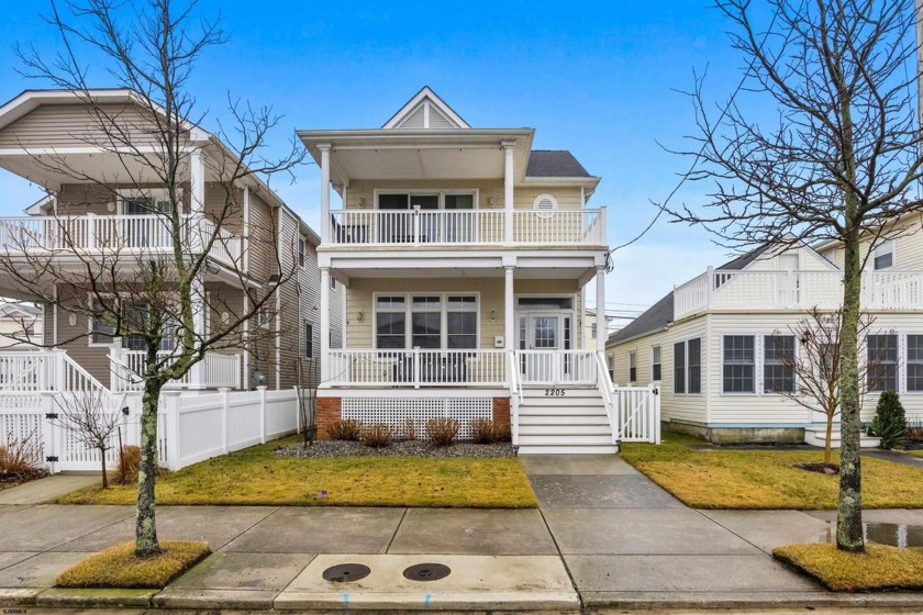 Welcome to this charming single family home nestled in the - Beach Home for sale in Ocean City, New Jersey on Beachhouse.com