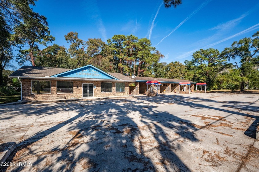 This property offers a rare and valuable opportunity for - Beach Commercial for sale in Port Royal, South Carolina on Beachhouse.com