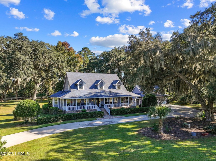 Fabulous estate side Rose Hill property. Quick move-in - Beach Home for sale in Bluffton, South Carolina on Beachhouse.com