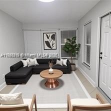 WILL CONTRIBUTE $14k at CLOSING with full offer! Beautifully - Beach Home for sale in Fort Lauderdale, Florida on Beachhouse.com