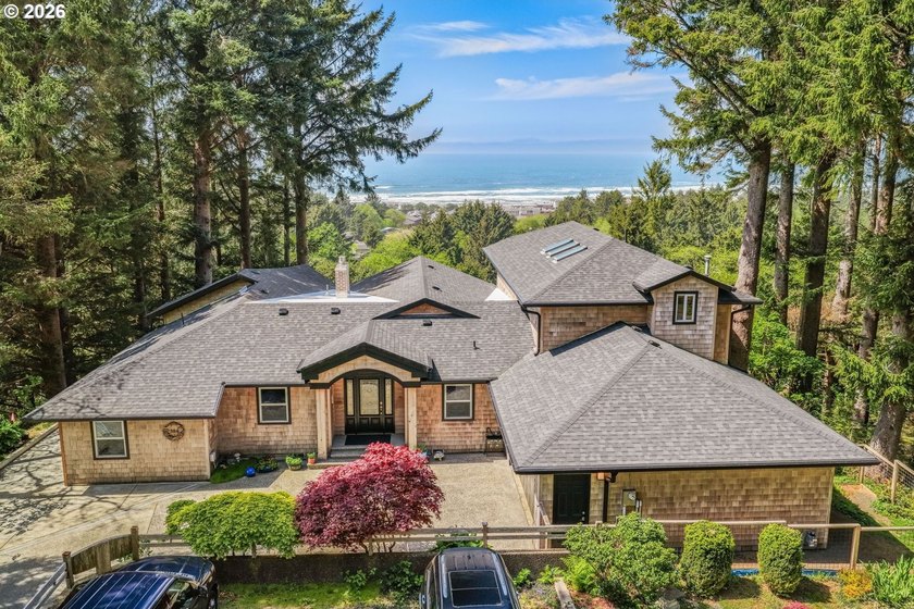 A unique property resting above Cannon Beach with sweeping views - Beach Home for sale in Cannon Beach, Oregon on Beachhouse.com