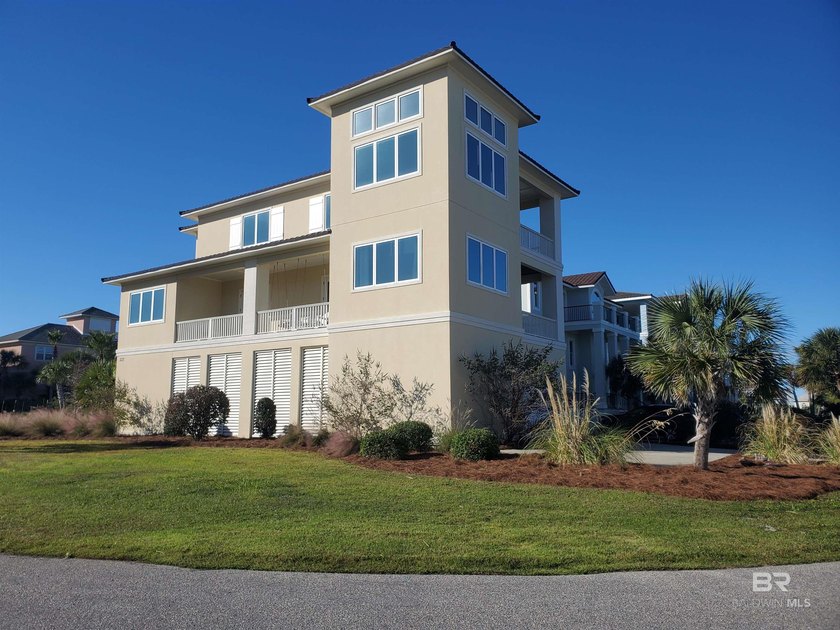 Experience the perfect blend of luxury, tranquility, and - Beach Home for sale in Gulf Shores, Alabama on Beachhouse.com
