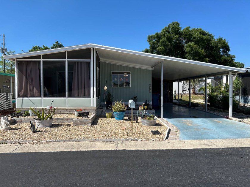 Are you ready to start your life in the Sunshine state!  This 2 - Beach Home for sale in New Port Richey, Florida on Beachhouse.com