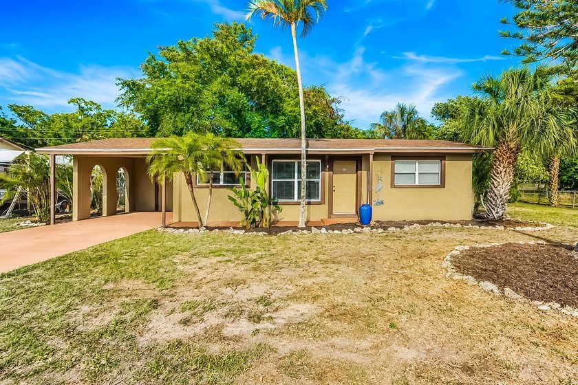 Step into this beautifully updated two-bedroom Concrete Block - Beach Home for sale in Bradenton, Florida on Beachhouse.com