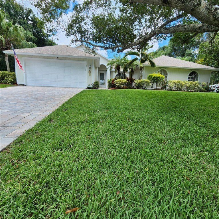New and improved price! Large Corner lot in tucked away - Beach Home for sale in Vero Beach, Florida on Beachhouse.com