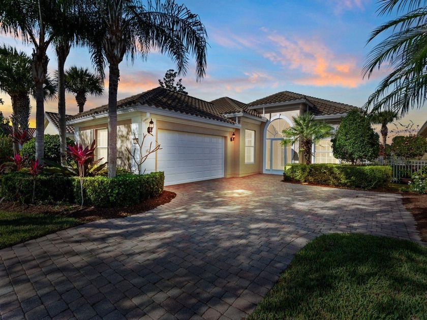 Welcome to this beautifully appointed Oakmont model offering 3 - Beach Home for sale in Vero Beach, Florida on Beachhouse.com