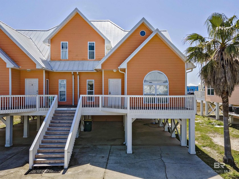 Priced to Sell! This listing is for the western half of the - Beach Home for sale in Gulf Shores, Alabama on Beachhouse.com
