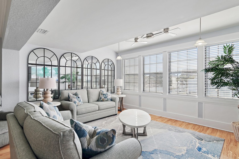 Townhome located south of 30-A in Seagrove features large open - Beach Townhome/Townhouse for sale in Santa Rosa Beach, Florida on Beachhouse.com