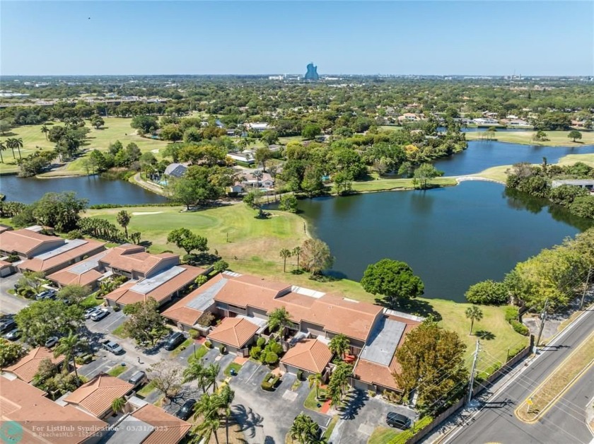 Premier Location in the Townhouses of Emerald Hills - Stunning - Beach Condo for sale in Hollywood, Florida on Beachhouse.com