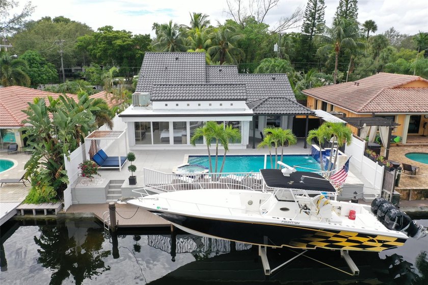 WOW!! FABULOUS REMODELED CONTEMPORARY 4 BEDROOM 4 BATH POOL HOME - Beach Home for sale in Pompano Beach, Florida on Beachhouse.com