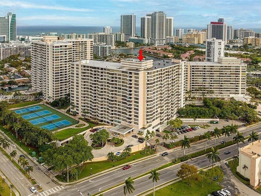 NEW LISTING -- Lowest Price in the Community!
Spacious 1 - Beach Condo for sale in Hallandale Beach, Florida on Beachhouse.com