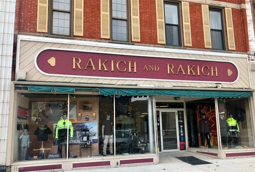 Prime Downtown Lorain retail storefront offers nearly 4,000 sq - Beach Lot for sale in Lorain, Ohio on Beachhouse.com