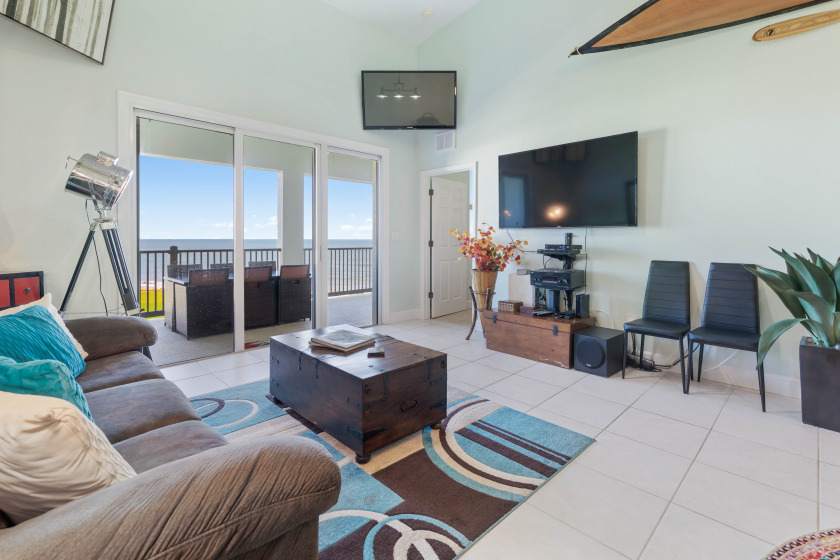 Top floor penthouse Unit 463 with volume ceiling & Ocean & Golf - Beach Vacation Rentals in Palm Coast, Florida on Beachhouse.com