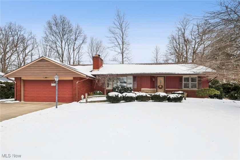 Charming 3-Bedroom Ranch in a Prime Location Nestled on a quiet - Beach Home for sale in Madison, Ohio on Beachhouse.com