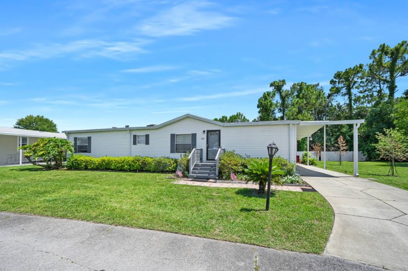 Located in Ormond Beach Florida you'll find this well maintained - Beach Home for sale in Ormond Beach, Florida on Beachhouse.com